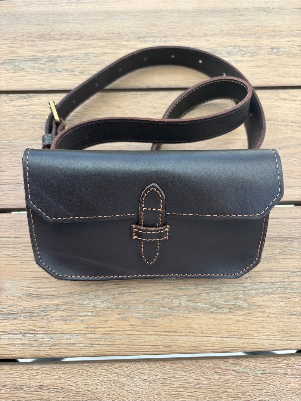Banana Republic heritage Leather women’s chocolate Brown Belt Bag timeless Fall